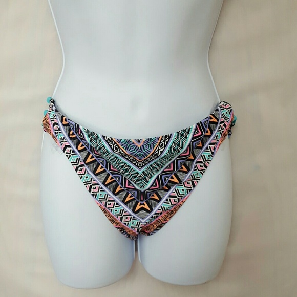 Bikini Bottoms - Picture 1 of 2
